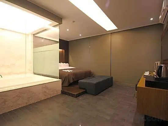 Haeundae Club Hotel 3*